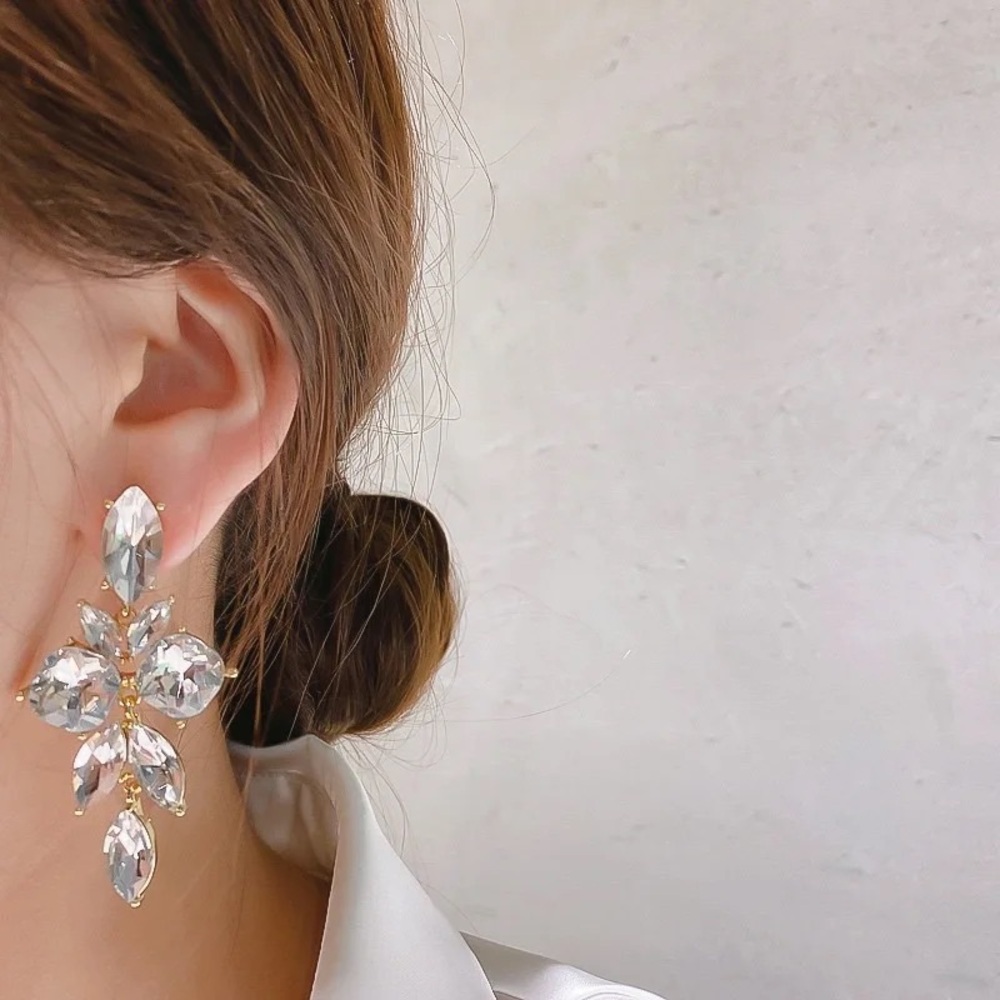 Anthro Crystal Clusters Large Long Leaf Shaped Dangle Drop Earrings Clear - Picture 4 of 12